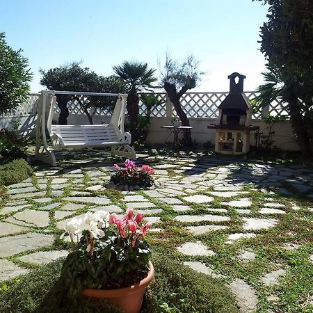 Il Giardino Sul Mare B&B Рива Лигуре Екстериор снимка
